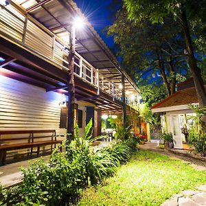 Smile House Boutique Hotel Chiang Mai Exterior photo