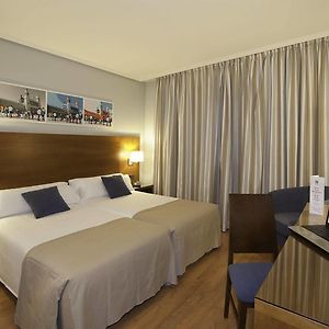 Avant Aeropuerto Hotel Torrejon de Ardoz Room photo