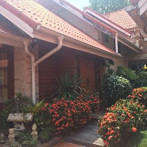 Pornpong House Hotel Mae Hong Son Exterior photo