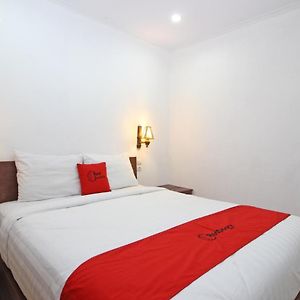 Reddoorz Near Borobudur Temple 2 Hotel Yogyakarta Exterior photo