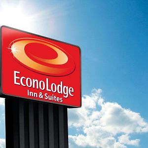 Econo Lodge Inn & Suites Yuma I-8 Exterior photo