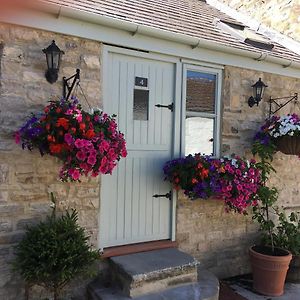 The Barn Hotel Monk Fryston Exterior photo