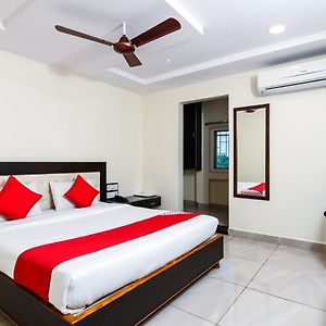 Oyo 26723 Rb Residency Hotel Vijayawada Exterior photo