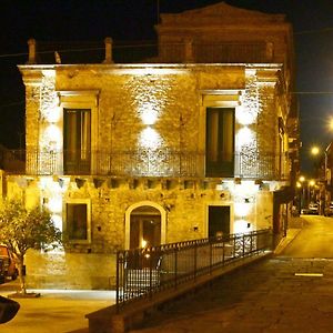 Palazzo Restifa Bnb Bed & Breakfast Montalbano Elicona Exterior photo