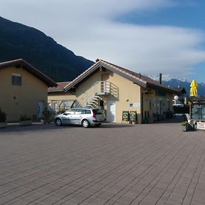 Gite La Cigale Hotel Saxon Exterior photo