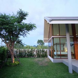 Proud Villa Hua Hin Resort Ban Nong Sakae Exterior photo