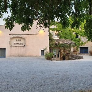 Domaine Les Bayles Bed & Breakfast Saint-Trinit Exterior photo