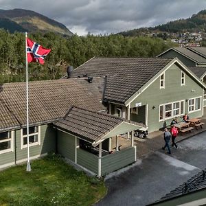 Forde Gjestehus Og Camping Hotel Exterior photo