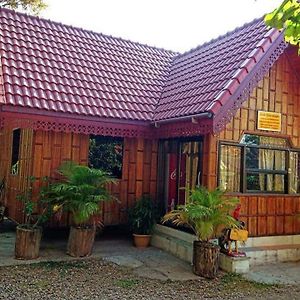 Song Lao Guesthouse Thakhek Exterior photo