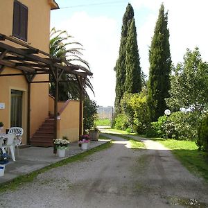 Agriturismo Benvenuti Hotel Castellaccia Exterior photo