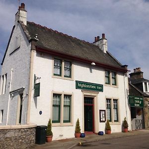 Highlander Inn Craigellachie Exterior photo