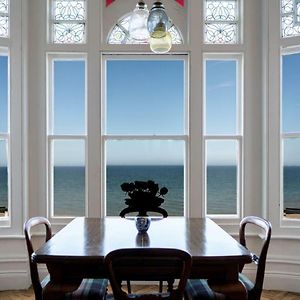 Bellevue By The Bay - Luxury Beach Pad, Panoramic Sea Views Apartment Herne Bay Exterior photo