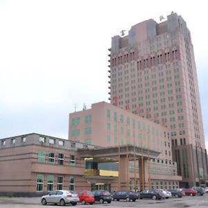 Fuhong International Hotel Liaoyang Exterior photo