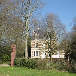 Château de Launay Mery-Corbon Exterior photo