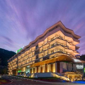 Holiday Inn Express Qiliping, An Ihg Hotel Nga Mi Sơn Exterior photo