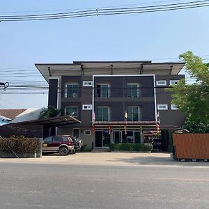 Bansappoori Aparthotel Lamphun Exterior photo