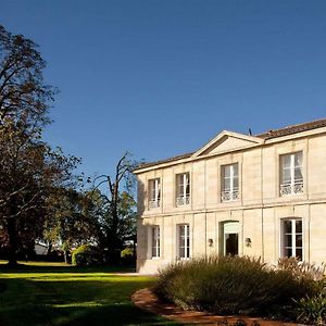 Chateau Ormes De Pez Bed & Breakfast Saint-Estephe  Exterior photo