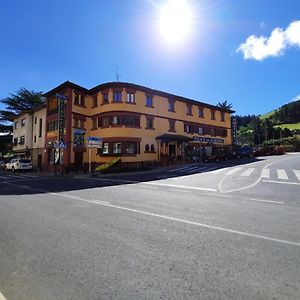 Hosteria Picos De Europa Hotel Potes Exterior photo